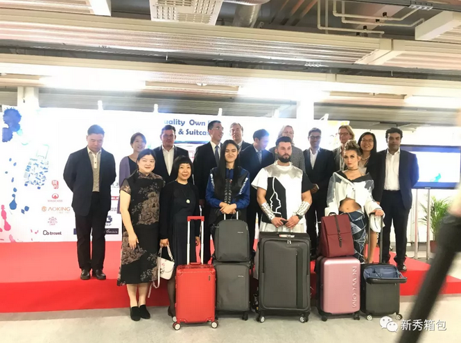 1530168029561564.png blob.png