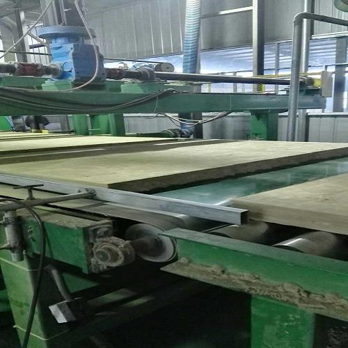 外墻巖棉板選購指南 供應商、鋁箔貼面與憎水板批發全解析